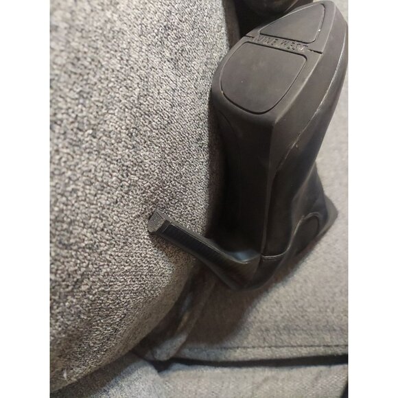 Ninewest Platform Stilletto Black Boots Size 7M Winter Holiday Shoes Zipper - Picture 10 of 10